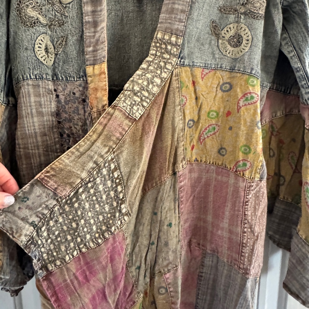 Young Threads Boutique Boho Kimono Shrug Patchwork Embroidered Top NWT M - Picture 7 of 11